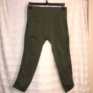 Workout Leggings with cutout lace detail